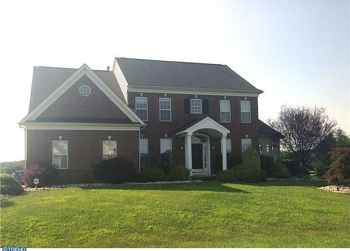1st image of 92 W Delaware Canal Ct