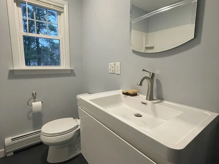 138 Pine Grove Dr — Photo 12
