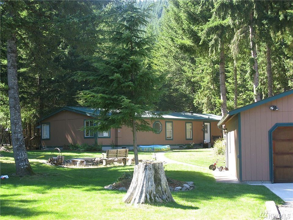 1st image of 16818 Alpine Dr E