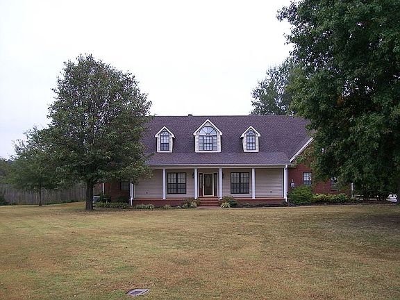 4th image of 129 Annandale Dr