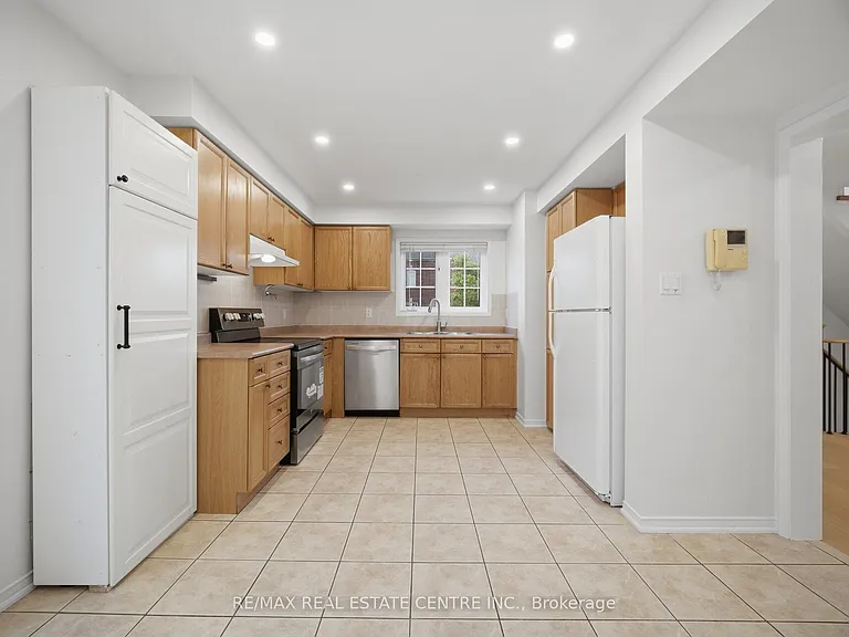 2360 Parkhaven Blvd #10 — Photo 16