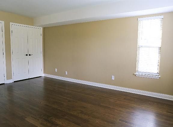 2nd image of 1604 Granville Rd #1604