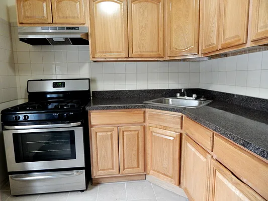 Rented by America Realty LLC | media 3