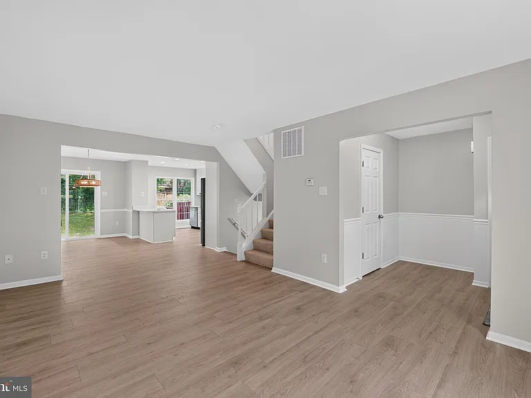 114 Gentlebrook Rd — Photo 5