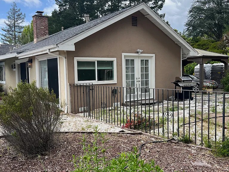 35 Kent Ct — Photo 16