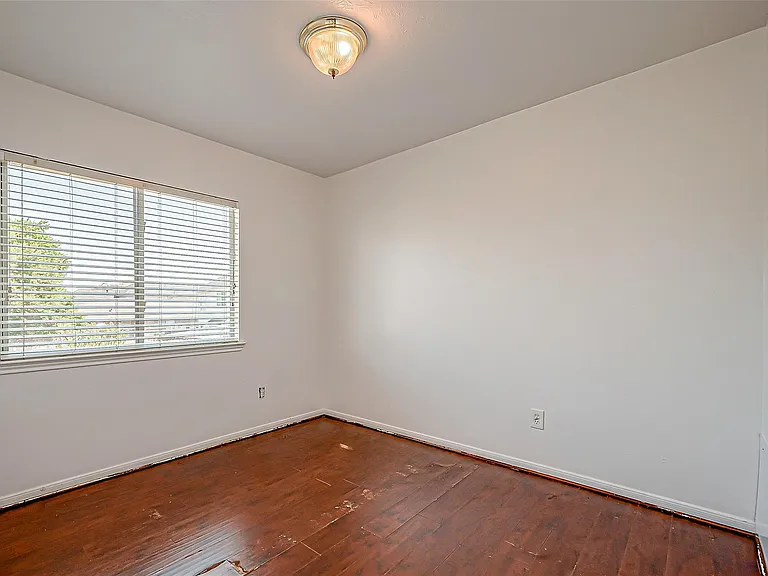 7127 Sedona Ct — Photo 32