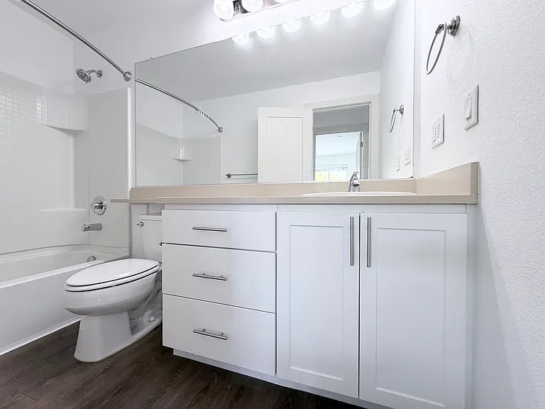 926 Woodside Road, Redwood City — Photo 12
