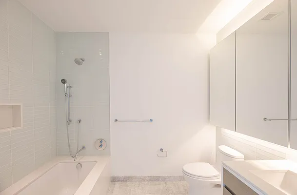 Rented by OnePoint Real Estate Group | media 15