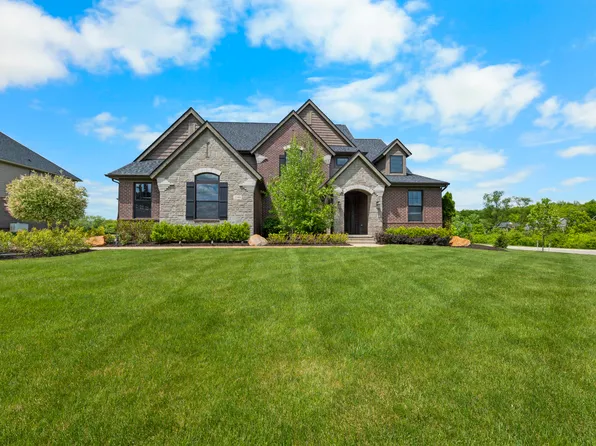 2349 Westbrooke Ct, Ann Arbor, MI 48105