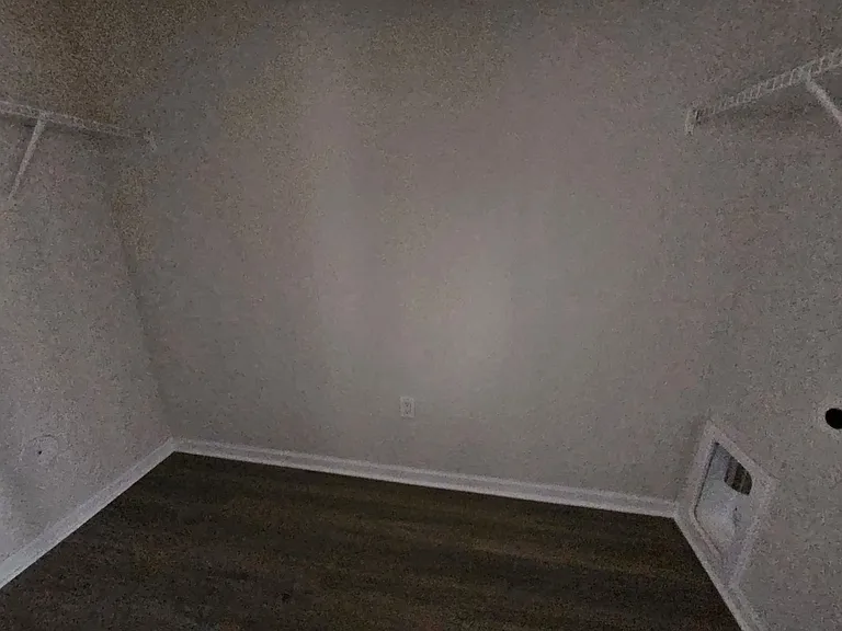 524 Hawley St — Photo 31