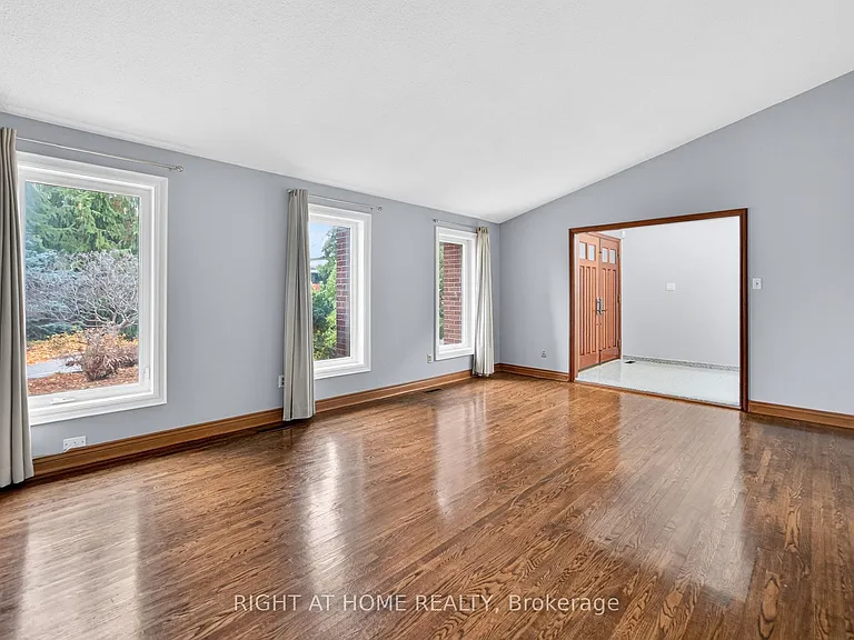 20 Pine Ridge Ln — Photo 9