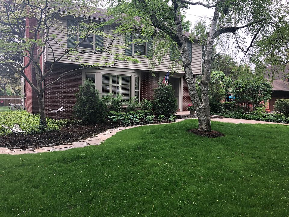 1st image of 287 Larchlea Dr
