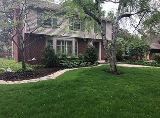287 Larchlea Dr, Birmingham, MI 48009