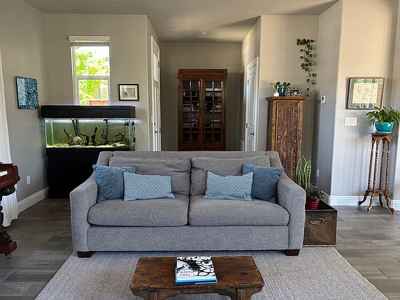 Entryway & living room