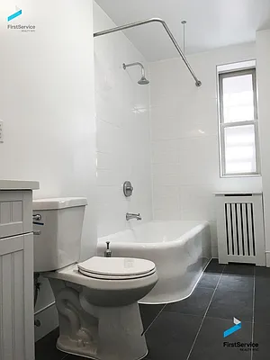 Rented by FirstService Realty (legacy) | media 5