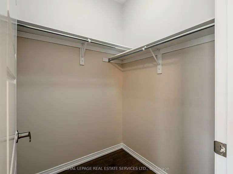 152 Munro Cir — Photo 11
