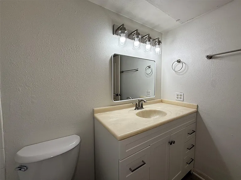 845 Augusta Dr #74 — Photo 12