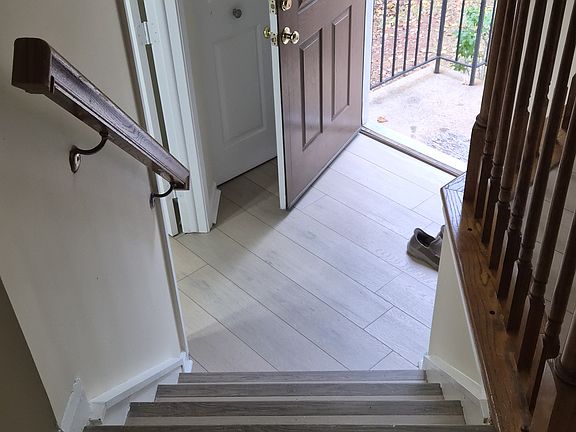 3rd image of 14562 Croatan Dr