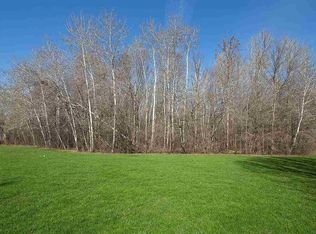 1500 Waterford Ct, Green Bay, WI 54313