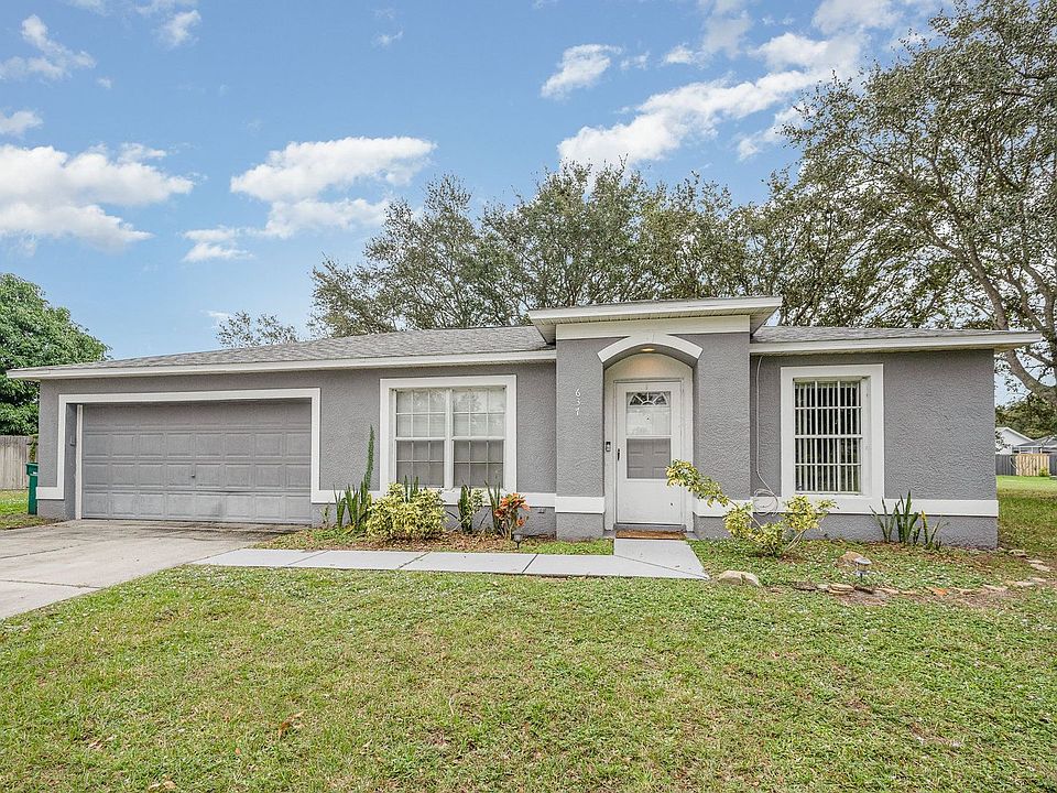 1st image of 637 Sandpiper Cir