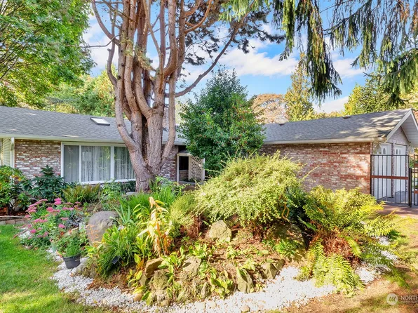 28411 14th Avenue S, Federal Way, WA 98003