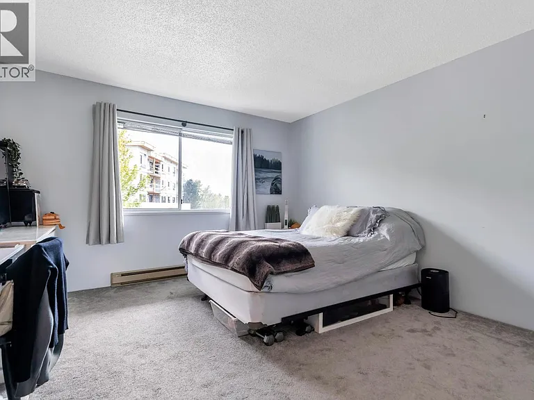 2055 Suffolk Ave #30 — Photo 17