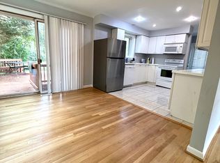 5809 Greenlawn Dr, Bethesda, MD 20814