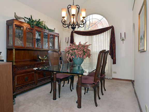 4th image of 1438 Diamond Dr