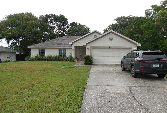3985 Lema Dr
