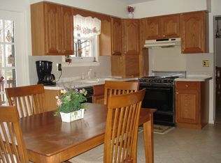 273 Peppermill Rd, West Berlin, NJ 08091