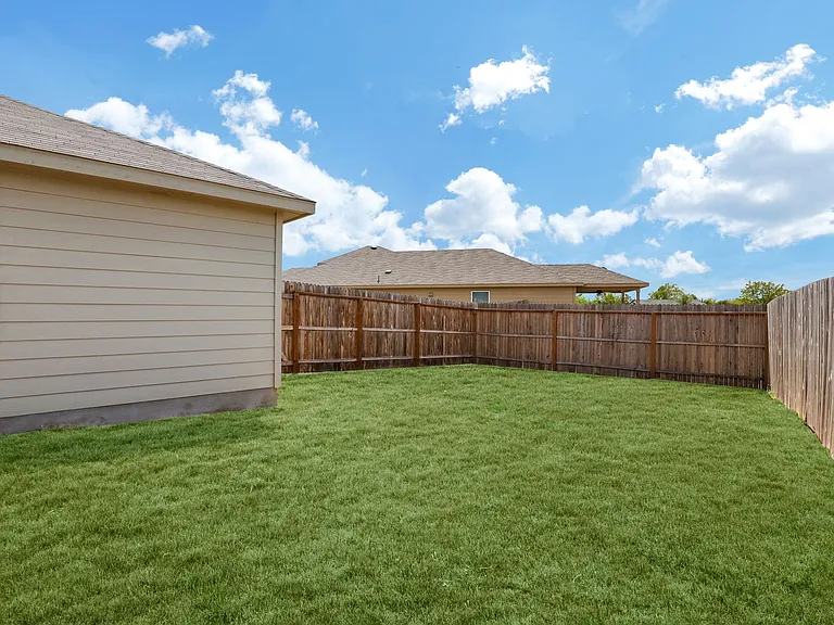 6023 Macdona Rdg — Photo 23