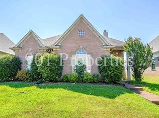 1120 Averett Ln, Cordova, TN 38018