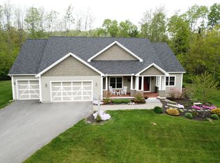 14 North Trl, Brunswick, ME 04011