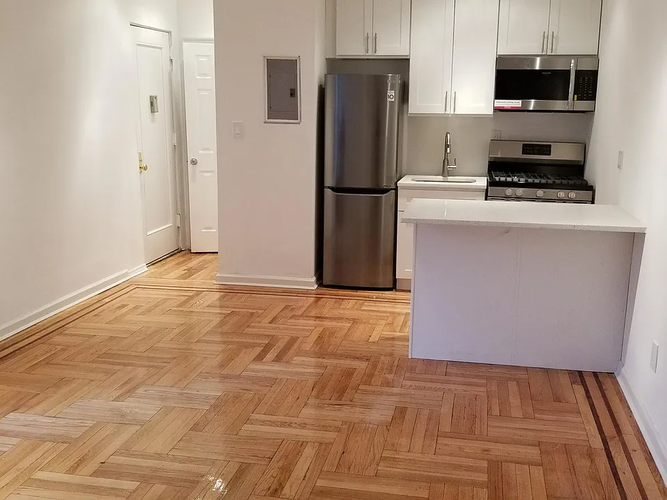 3026 Brighton 14th St #B7