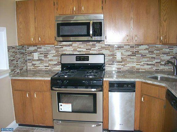 4th image of 35 Mendrey Ct