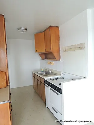 Rented by Bohemia Realty Group | media 34