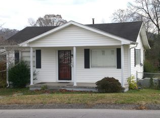 103 S Alabama Rd, Oak Ridge, TN 37830