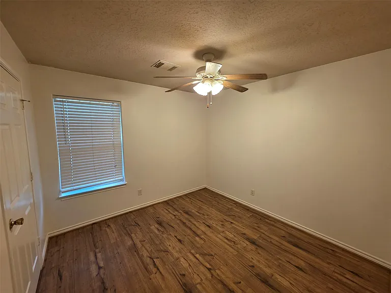 10635 Royal Cavins Dr — Photo 13