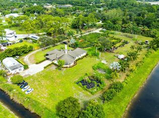 7437 Saddle Road, Lake Worth, FL 33463