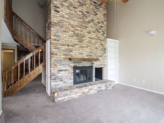 5th image of 3301 Hidden Cove Dr