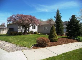 1312 W Tieton Ct, Spokane, WA 99208
