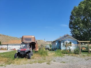 2358 Franklin St, Meeteetse, WY 82433