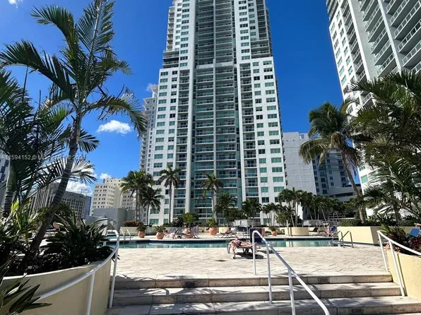 253 NE 2nd St APT 3107, Miami, FL 33132