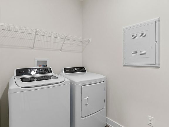 5th image of 300 Dunnwood Green Ln #106