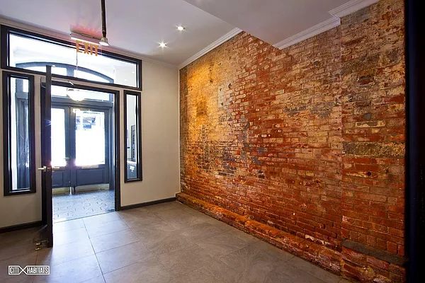 Rented by Citi Habitats | media 70