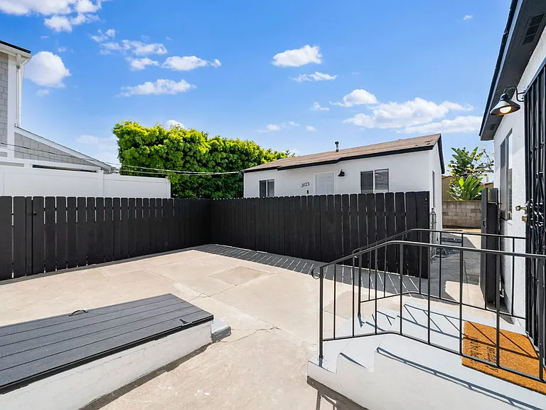 3121 Emerson St — Photo 17