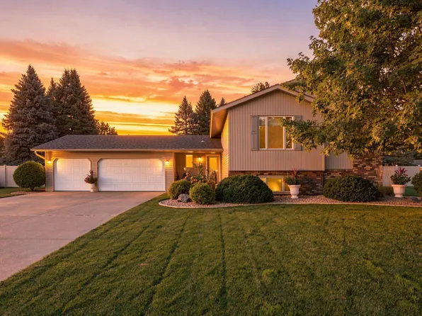 4760 Larson Rd, Shoreview, MN 55126