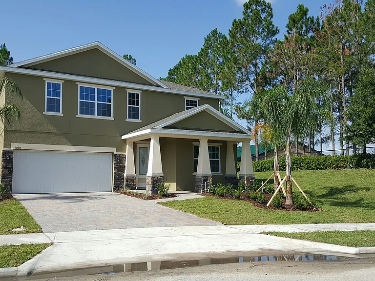 1065 Vinsetta Cir — Photo 1