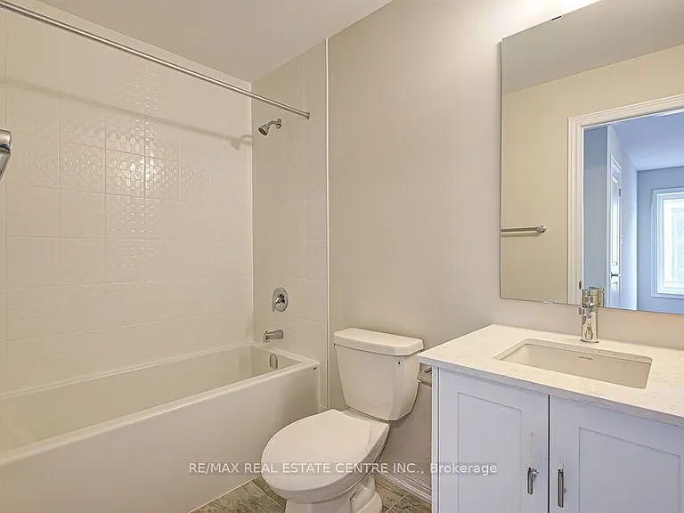 100 Hollywood Ct #49 — Photo 18