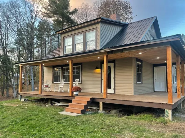 120 Lawrence Street, Dover-Foxcroft, ME 04426